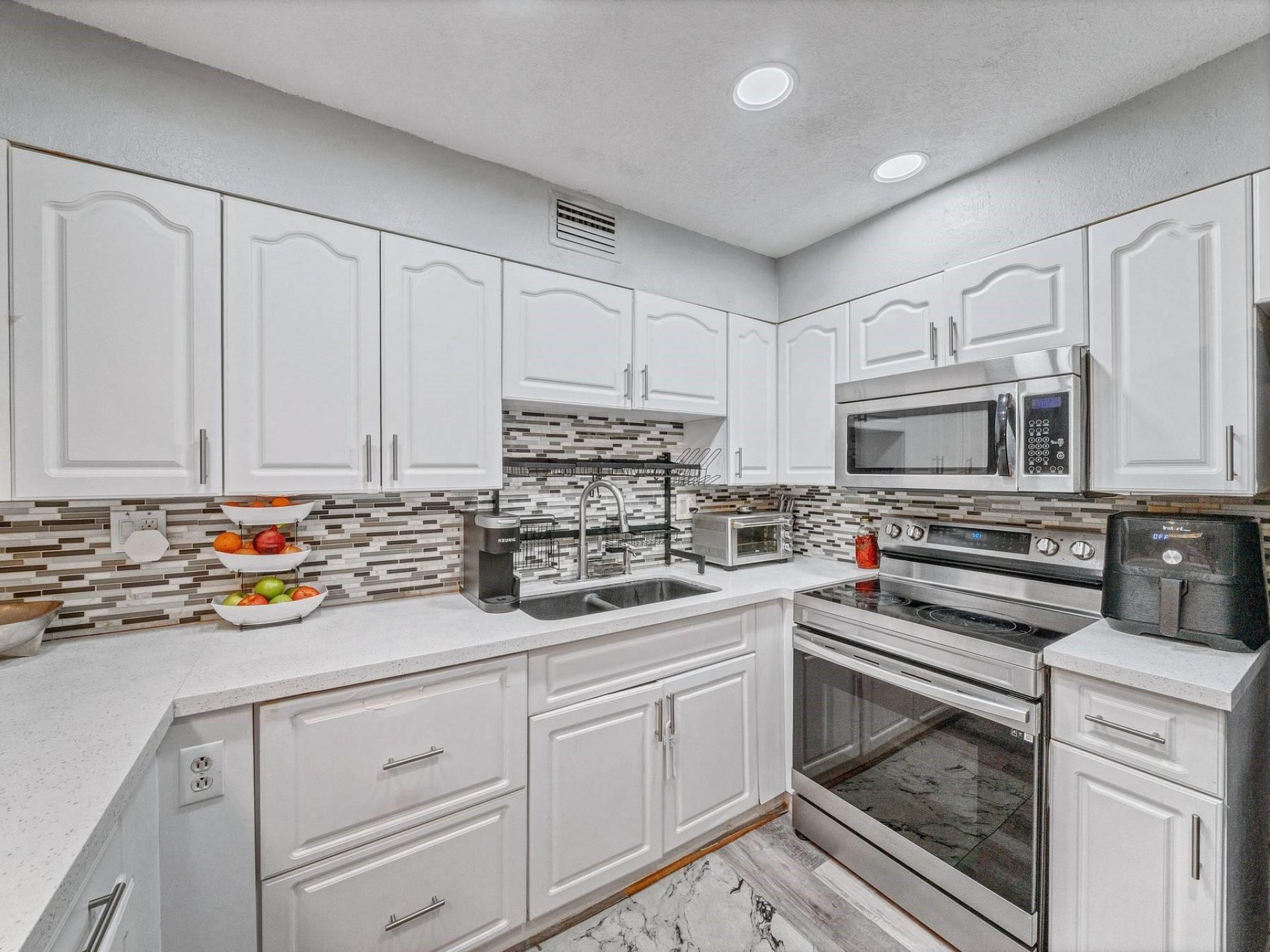 2501 NW 98th Way, Coral Springs, FL 33065 Photo