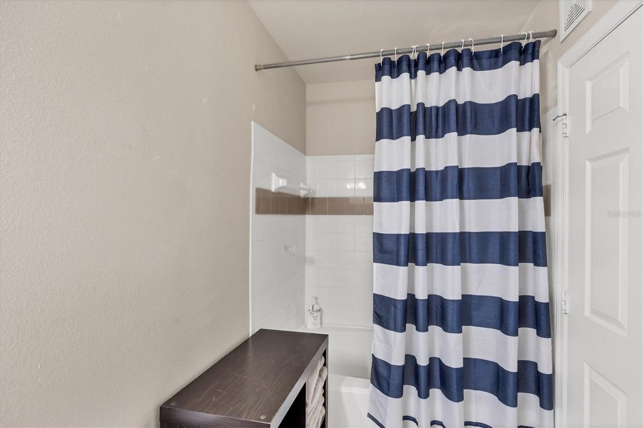 1195 Villagio Circle, Unit 102, Sarasota, FL 34237 Photo