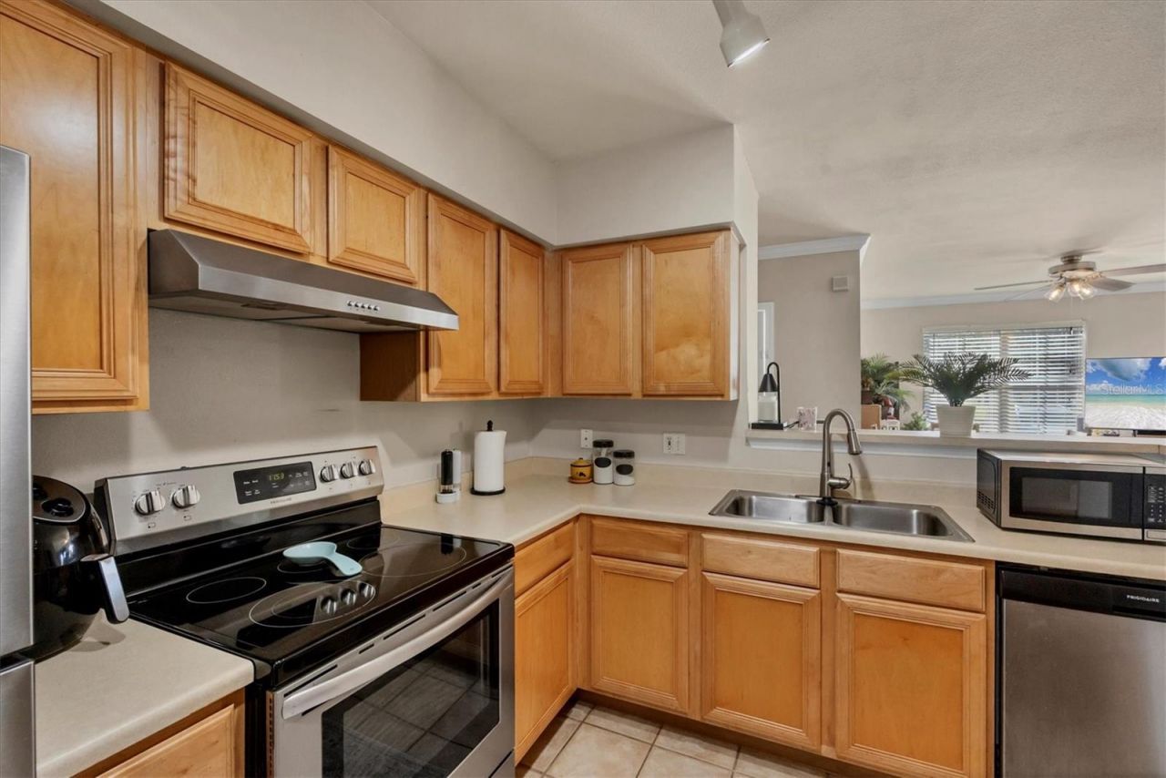 1195 Villagio Circle, Unit 102, Sarasota, FL 34237 Photo