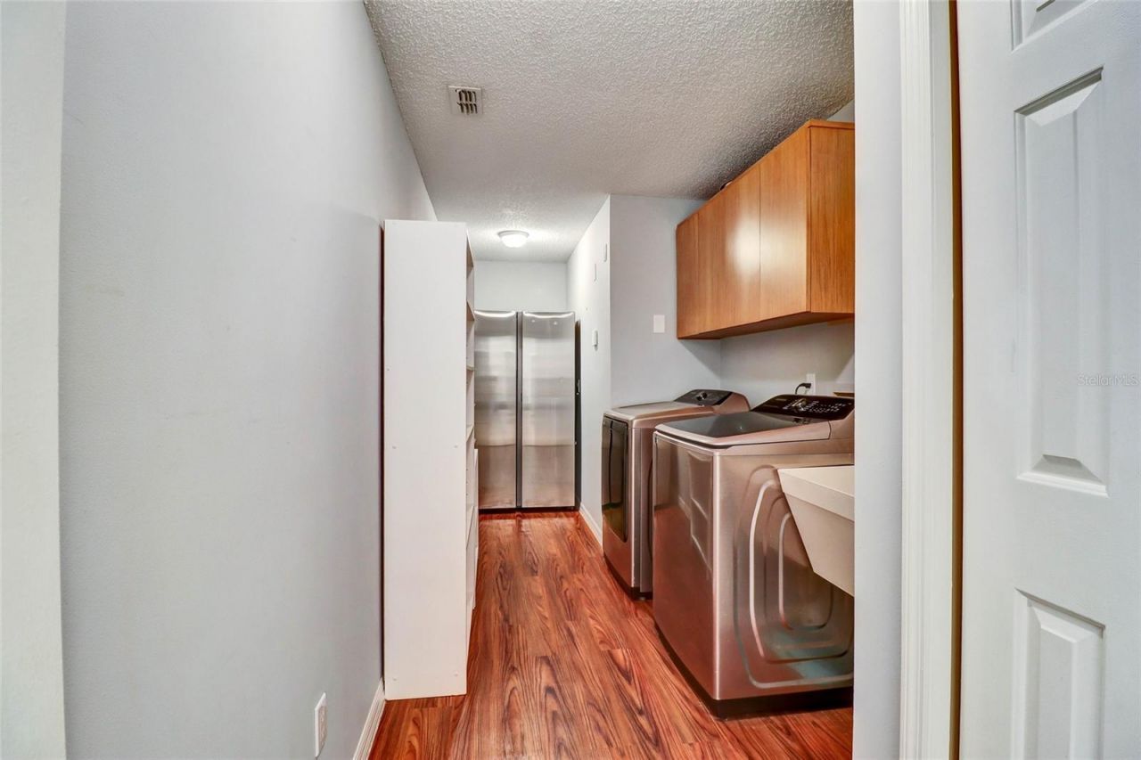 4318 Woodtree Lane, Orlando, FL 32835 Photo