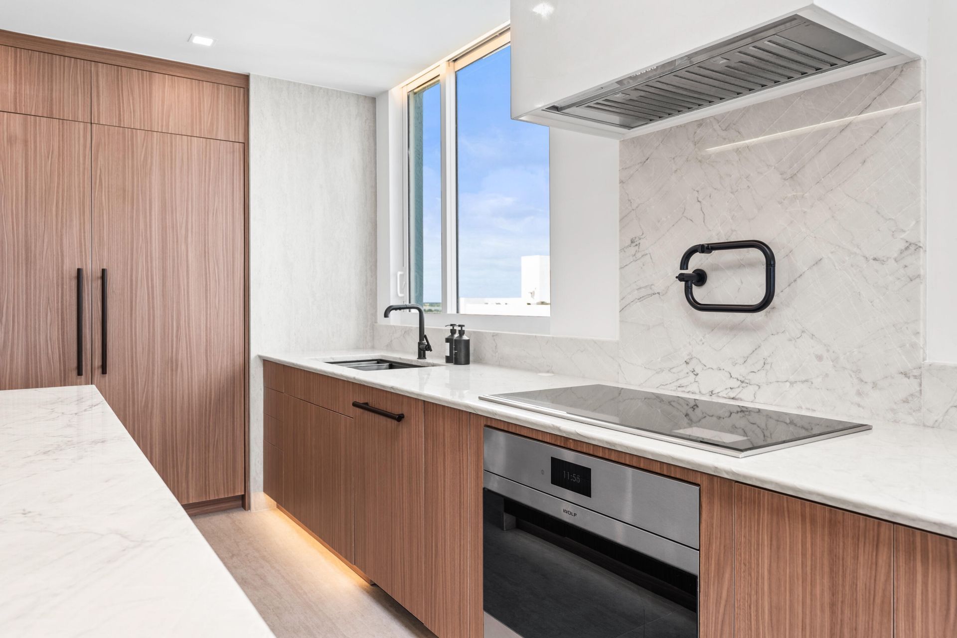 1551 N Flagler Drive, Unit 1501, West Palm Beach, FL 33401 Photo