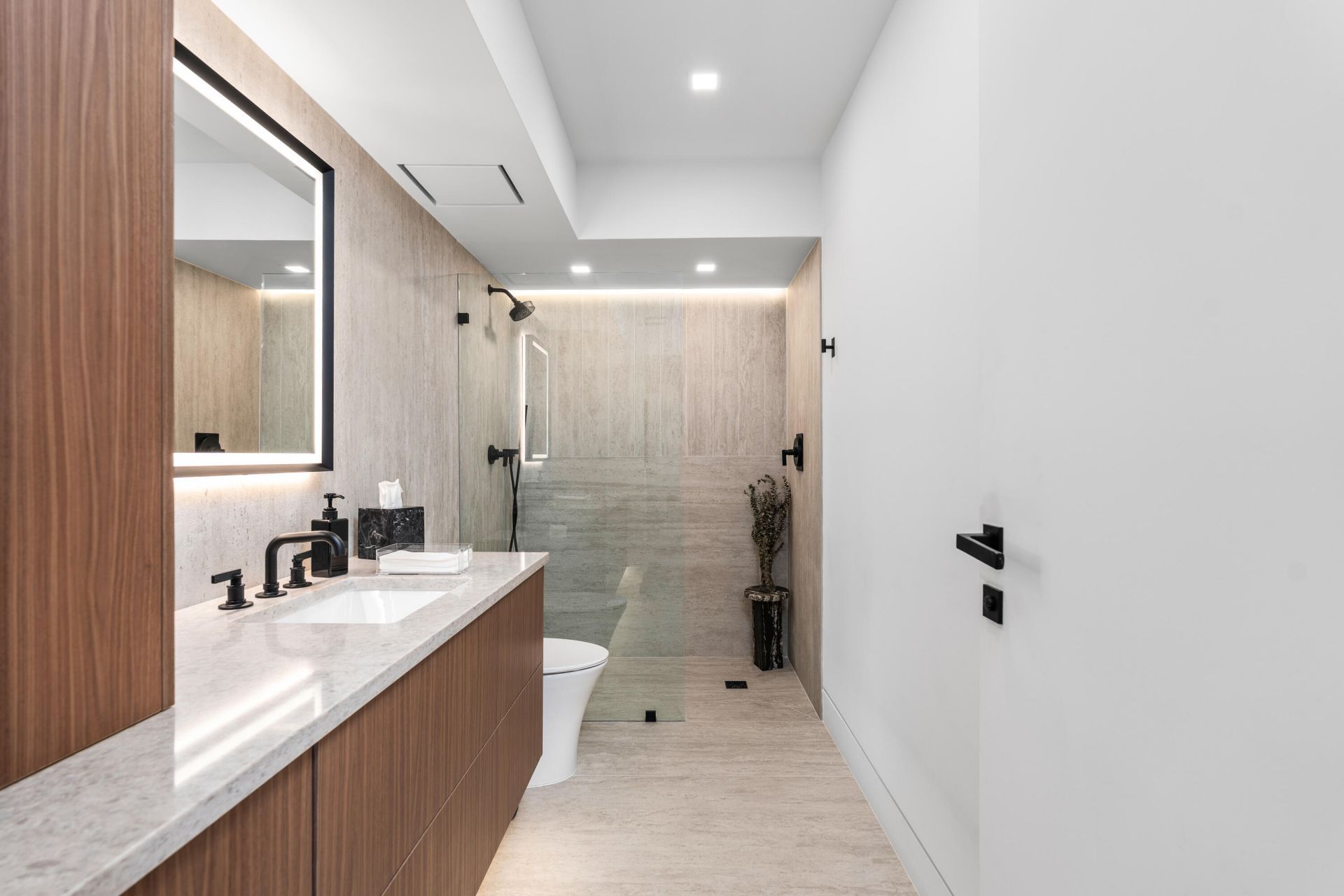 1551 N Flagler Drive, Unit 1501, West Palm Beach, FL 33401 Photo