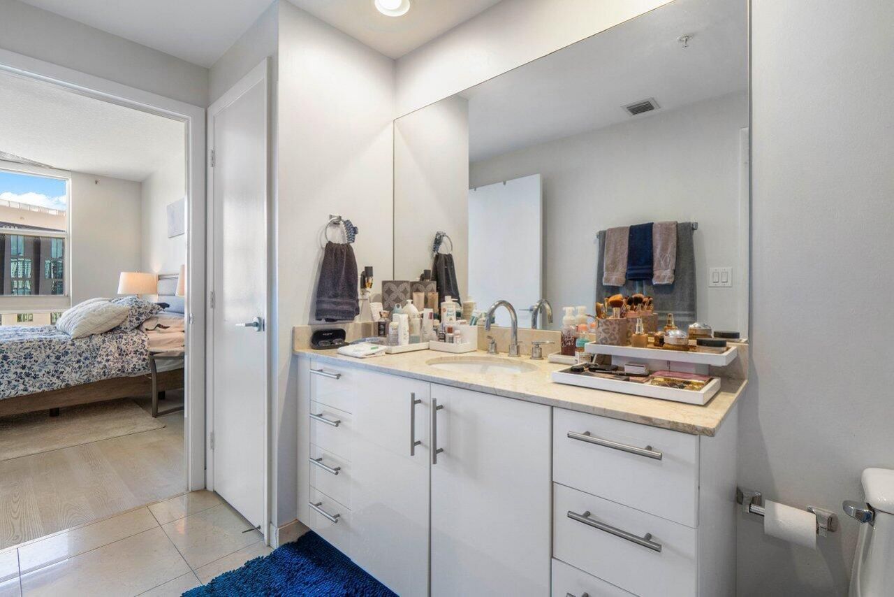 550 Okeechobee Boulevard, Unit 1112, West Palm Beach, FL 33401 Photo