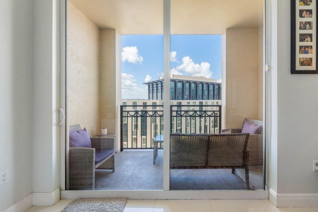 550 Okeechobee Boulevard, Unit 1112, West Palm Beach, FL 33401 Photo