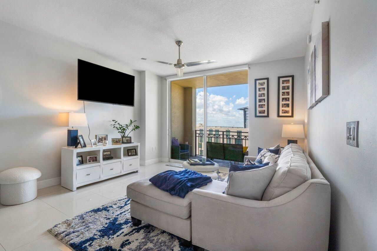 550 Okeechobee Boulevard, Unit 1112, West Palm Beach, FL 33401 Photo