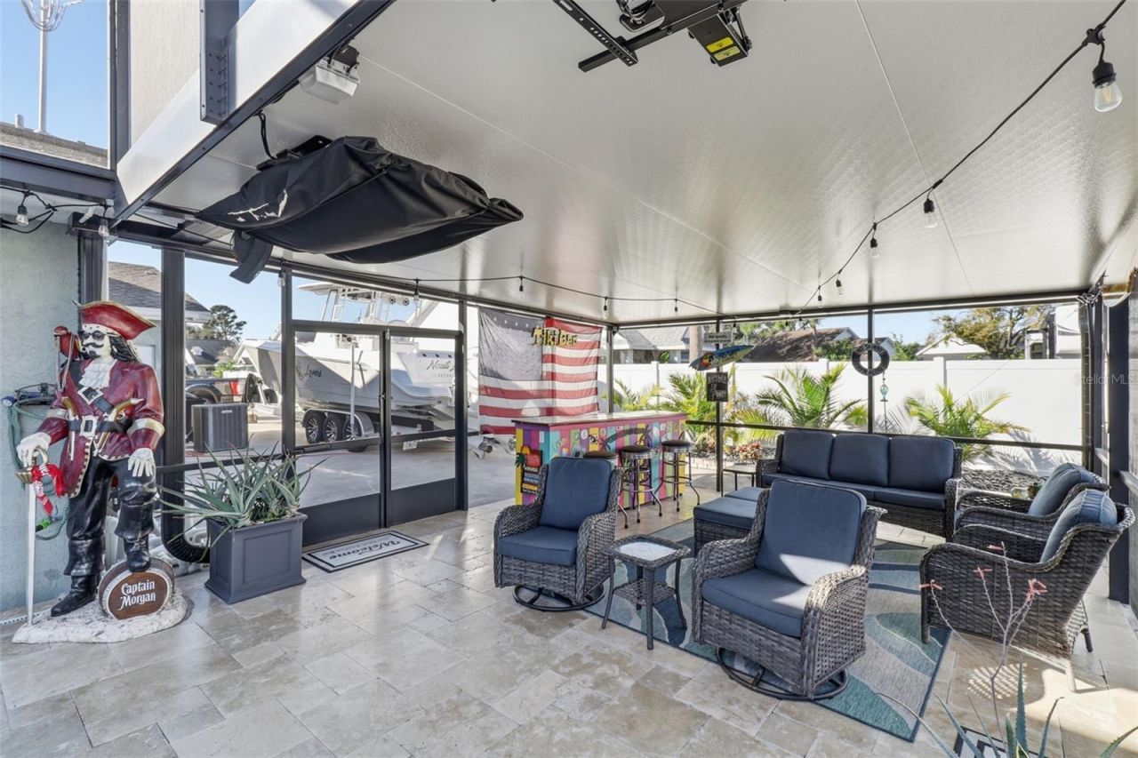 2551 Casilla Way S, Saint Petersburg, FL 33712 Photo