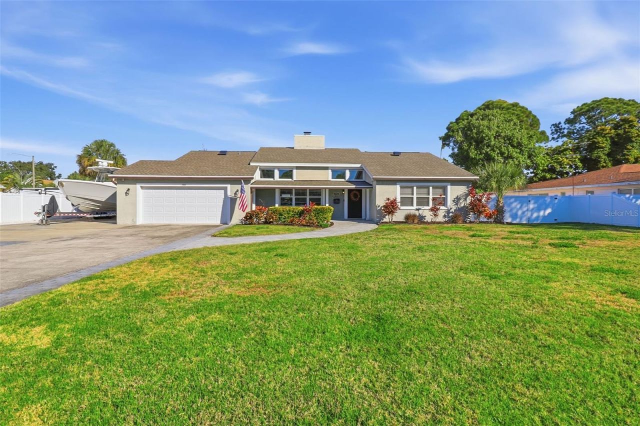 2551 Casilla Way S, Saint Petersburg, FL 33712 Photo
