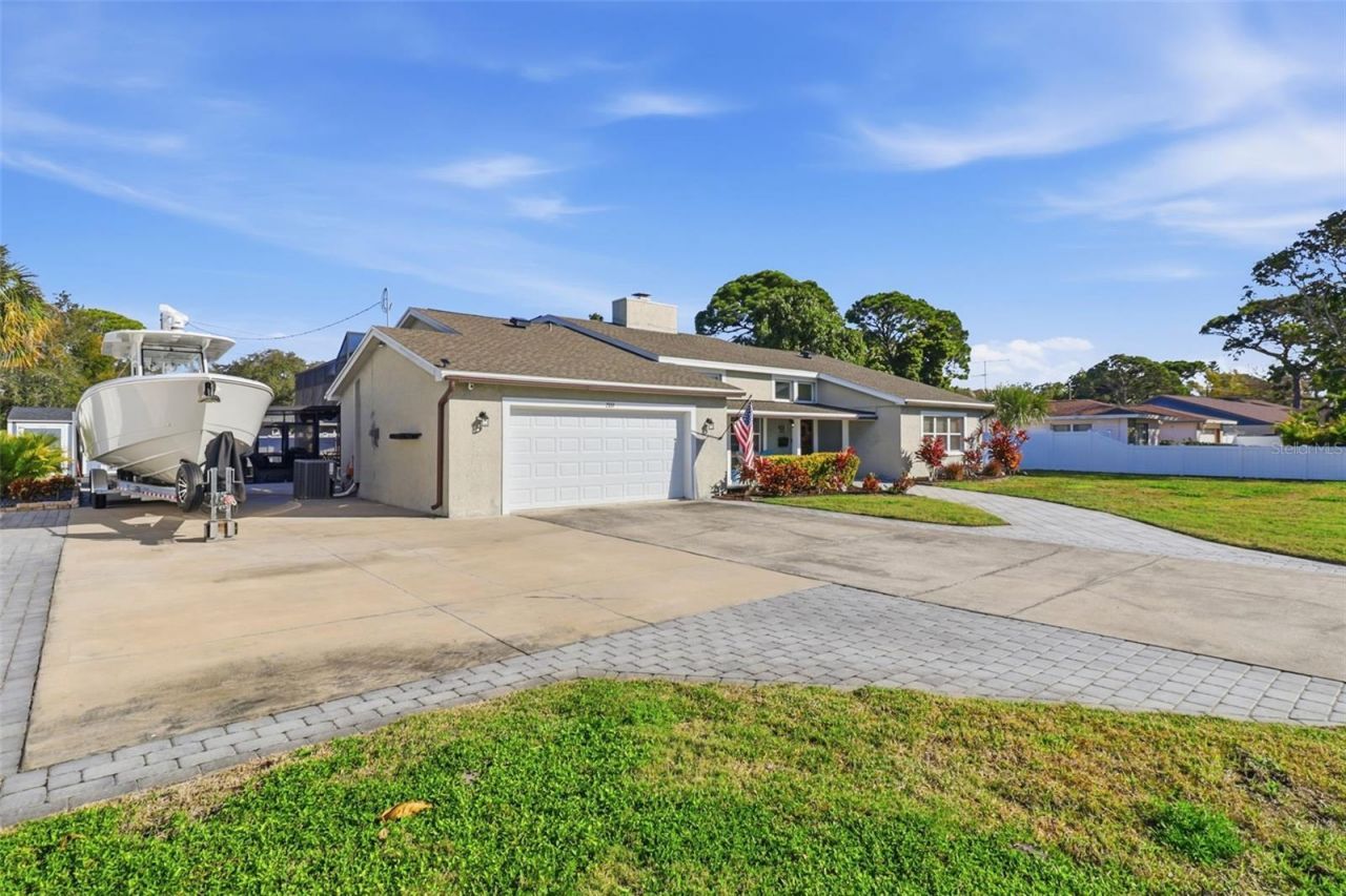 2551 Casilla Way S, Saint Petersburg, FL 33712 Photo