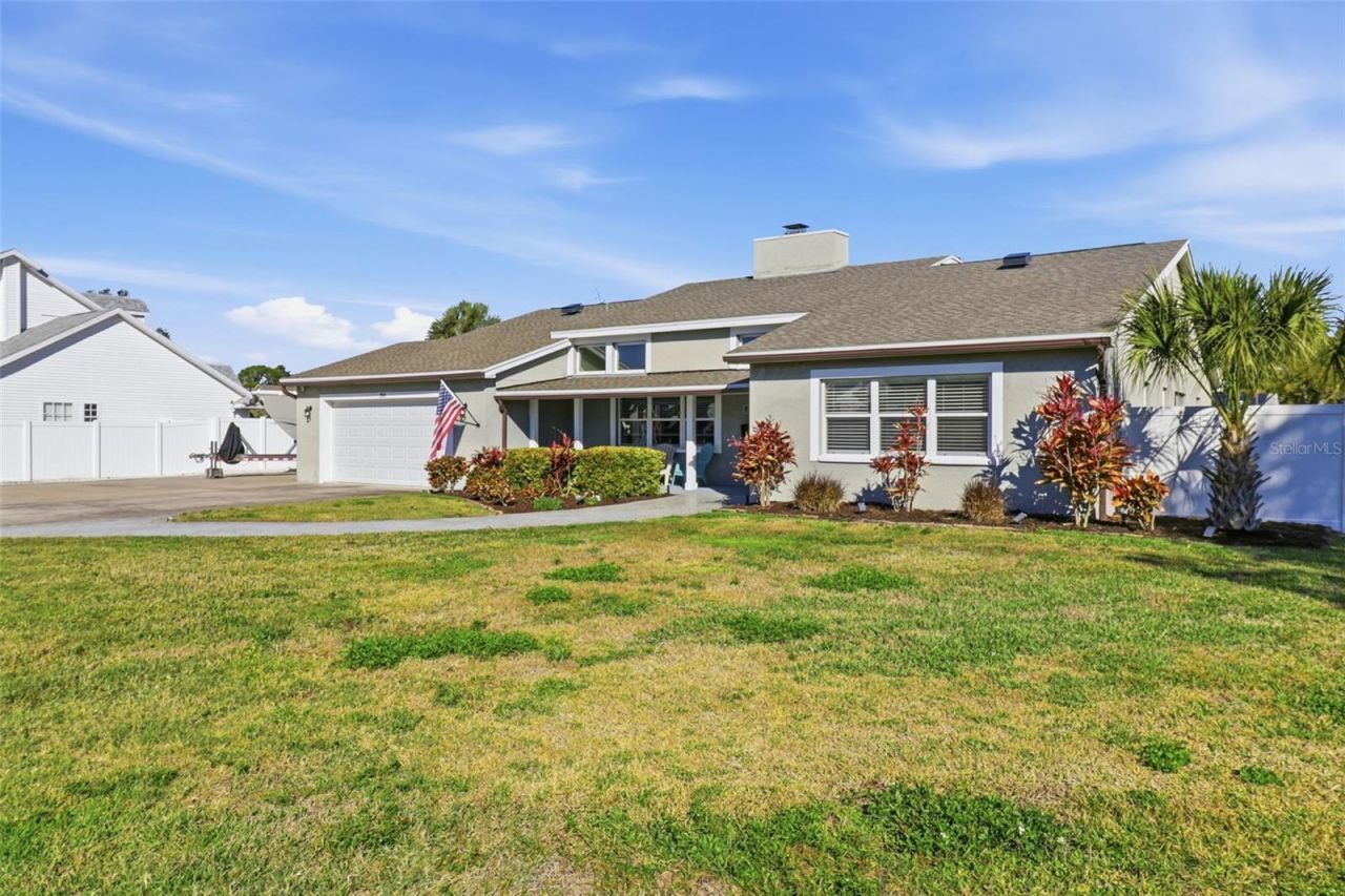 2551 Casilla Way S, Saint Petersburg, FL 33712 Photo