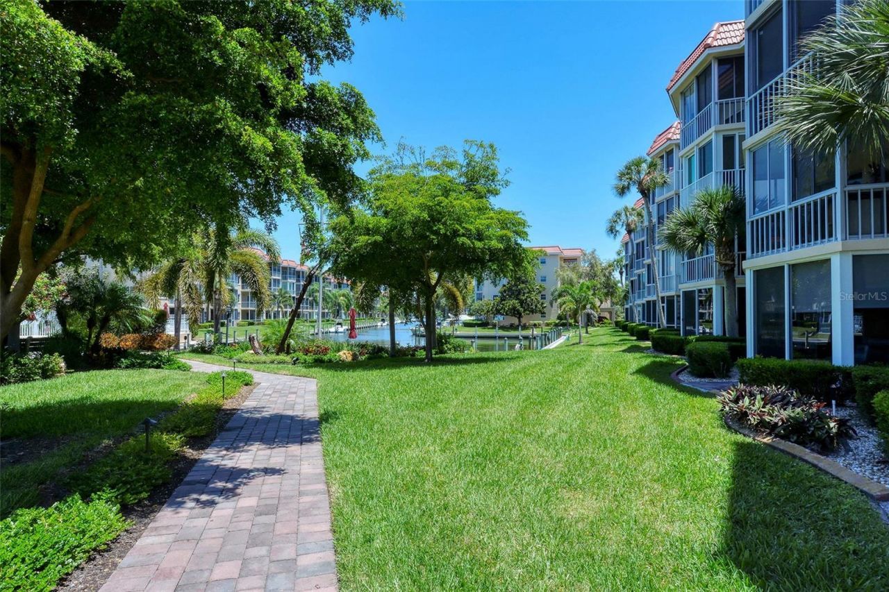 1257 S Portofino Drive, Unit 307, Sarasota, FL 34242 Photo