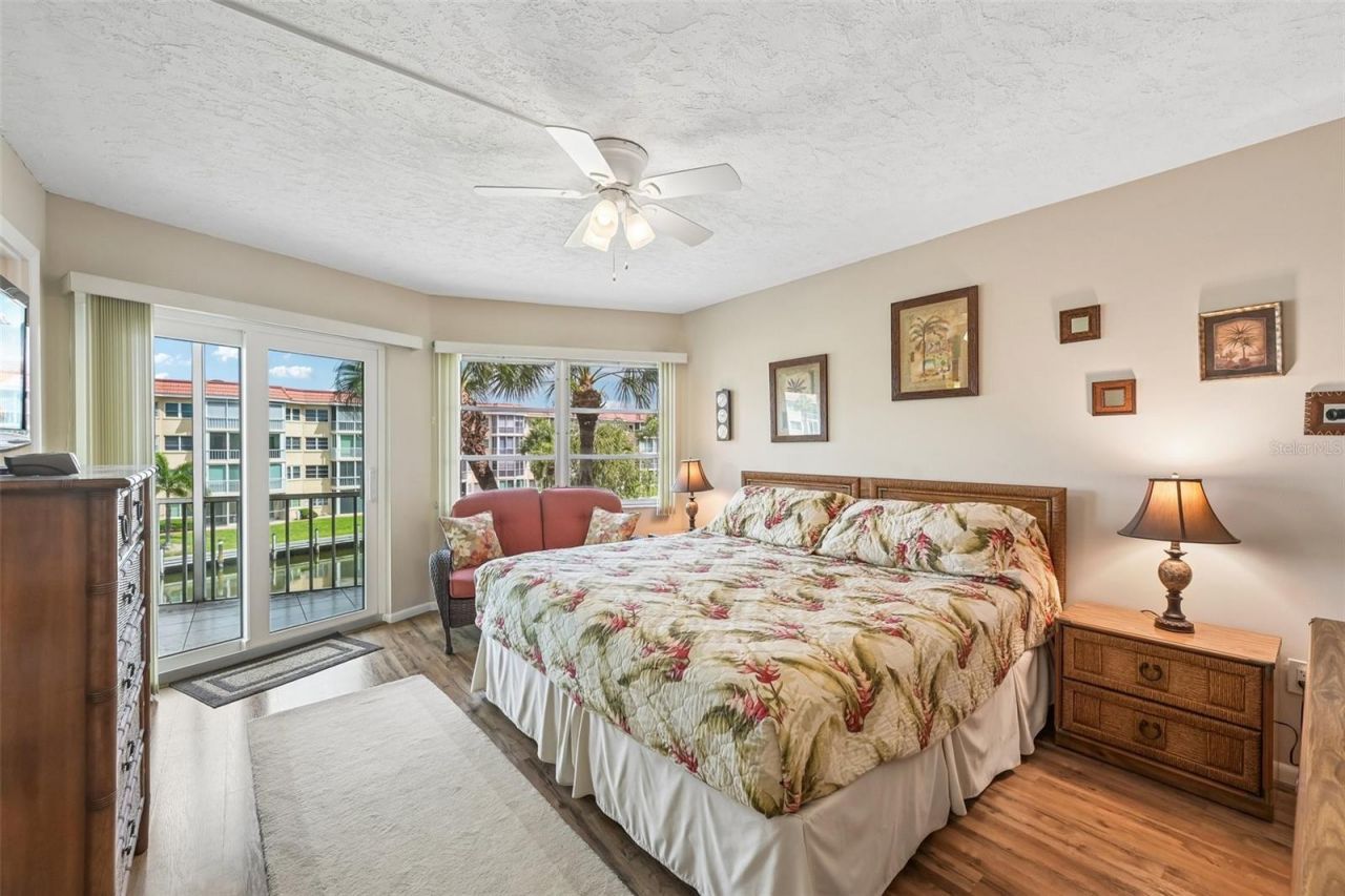 1257 S Portofino Drive, Unit 307, Sarasota, FL 34242 Photo