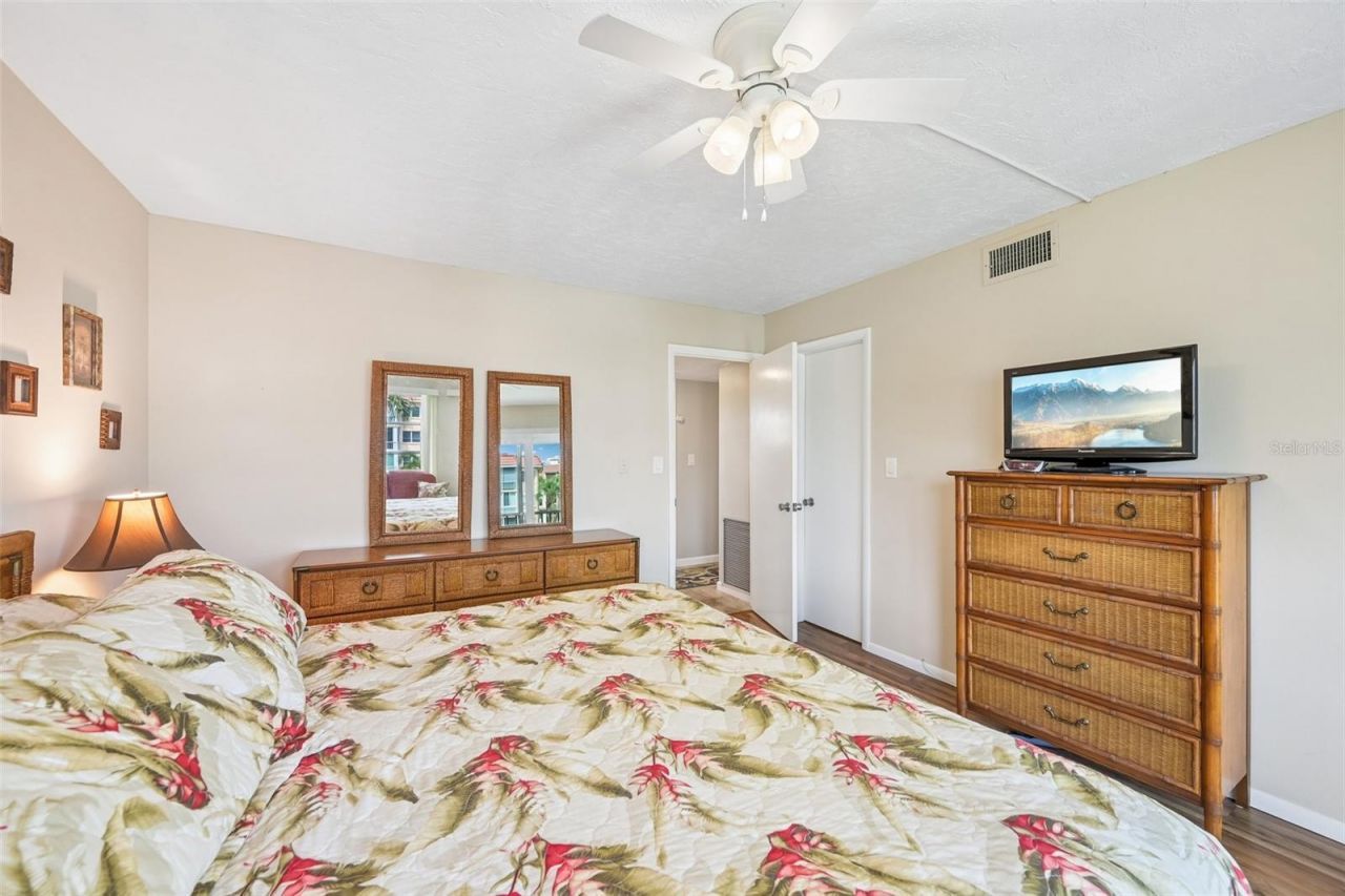 1257 S Portofino Drive, Unit 307, Sarasota, FL 34242 Photo