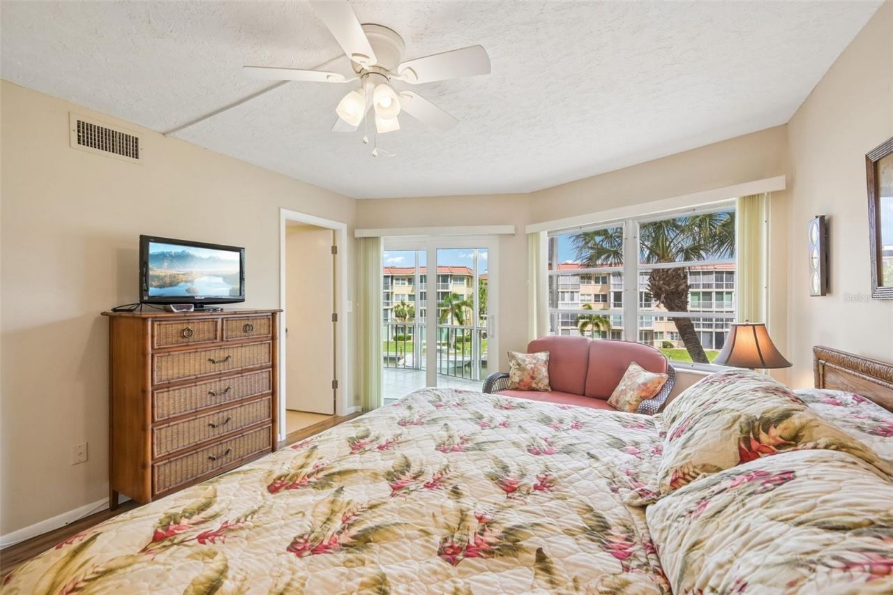 1257 S Portofino Drive, Unit 307, Sarasota, FL 34242 Photo