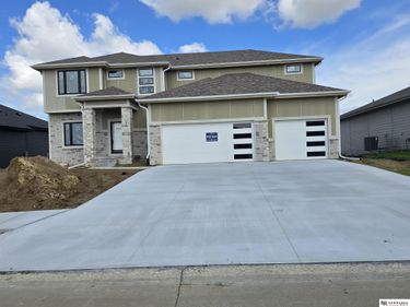 10911 N 161 Avenue, Bennington, NE 68007