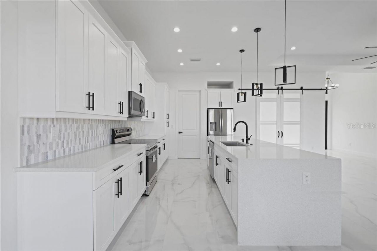 1501 NE 15th Terrace, Cape Coral, FL 33909 Photo