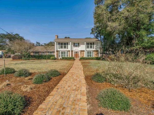 1210 Durnford Pl, Pensacola, FL 32503