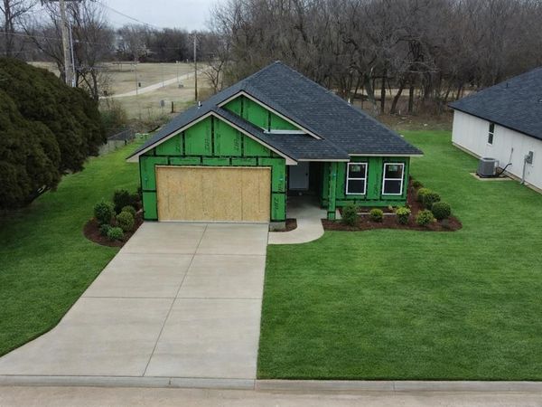 4212 N Shadybrook Drive, Midwest City, OK 73110