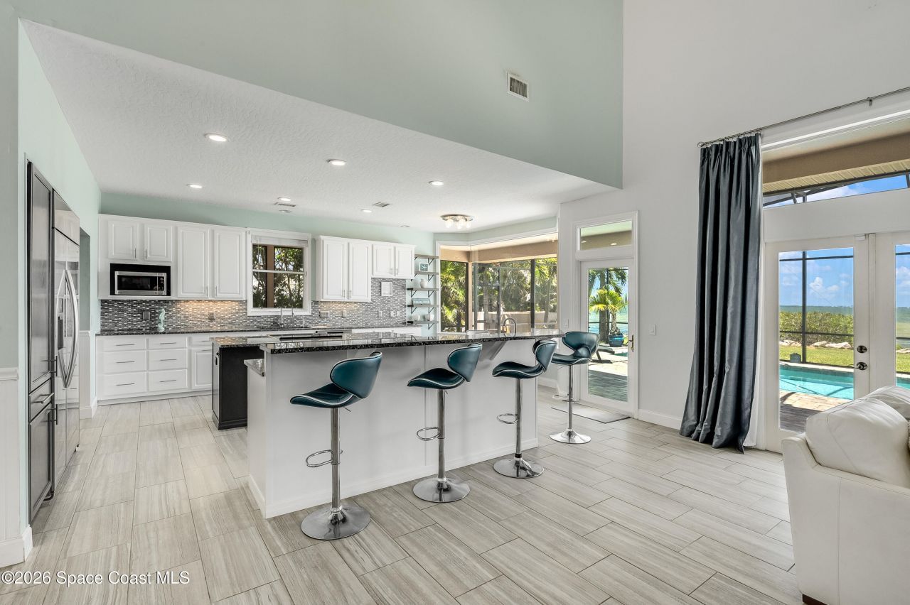 4070 S Tropical Trail, Merritt Island, FL 32952 Photo