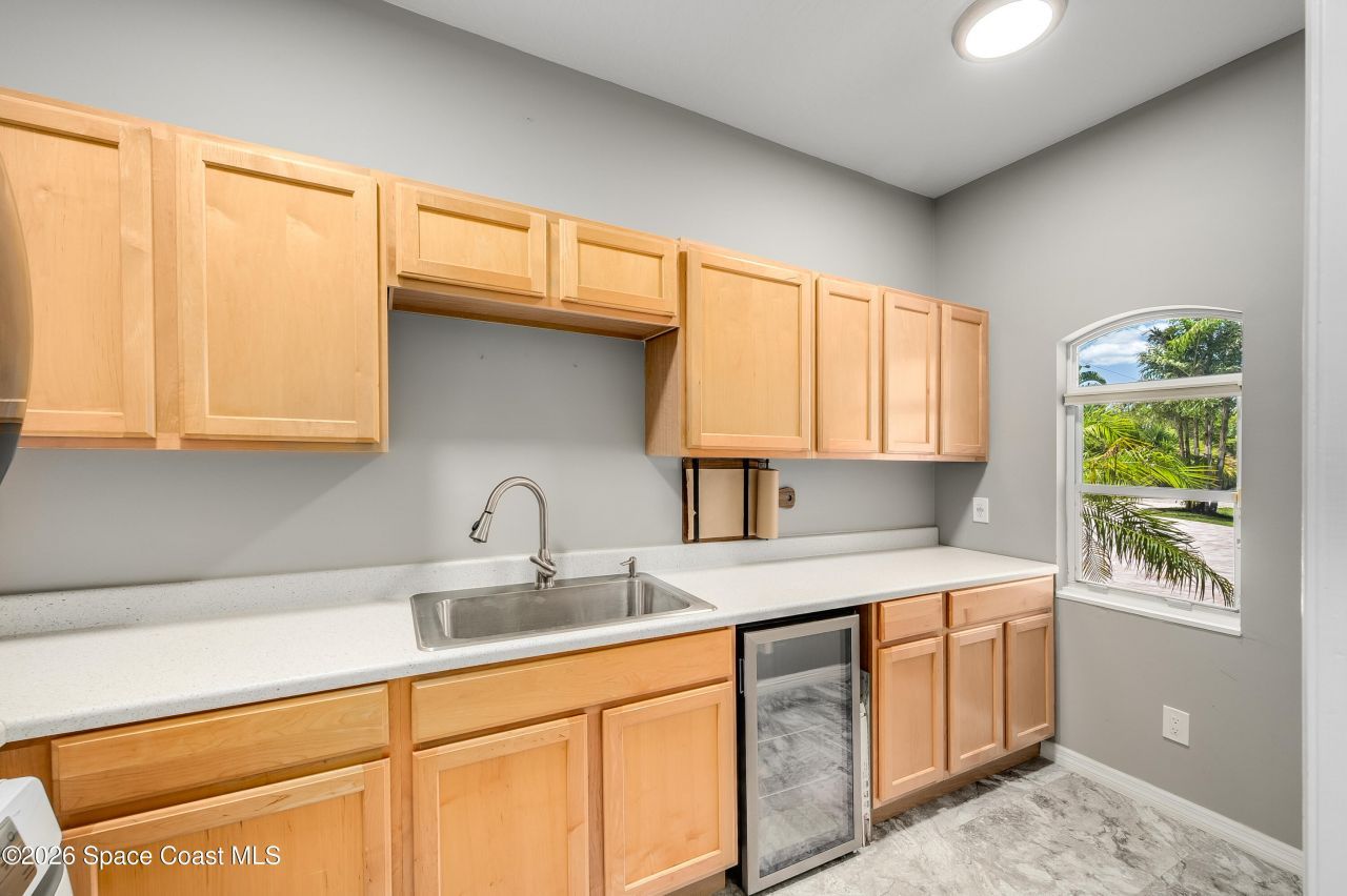 4070 S Tropical Trail, Merritt Island, FL 32952 Photo