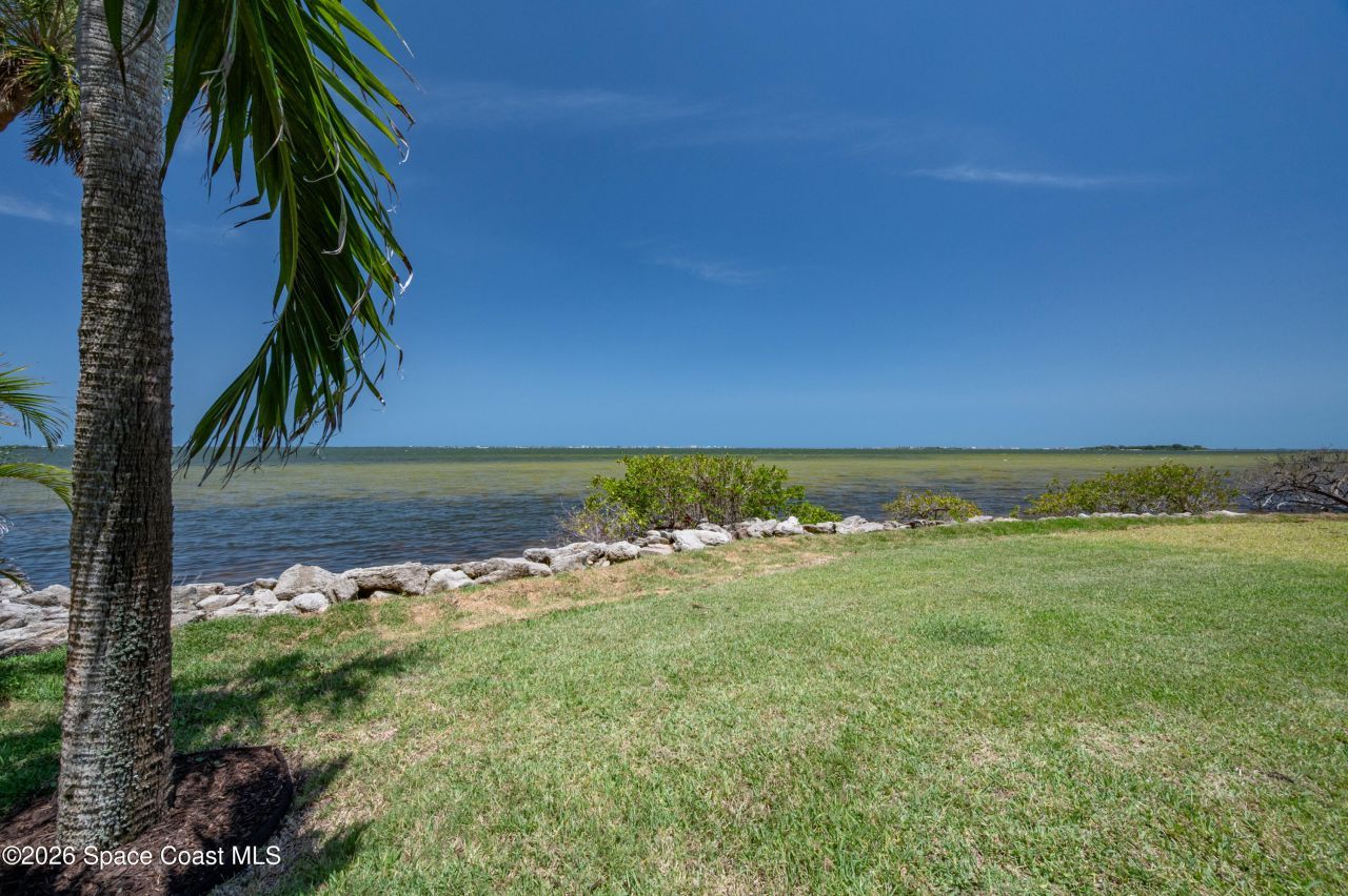 4070 S Tropical Trail, Merritt Island, FL 32952 Photo
