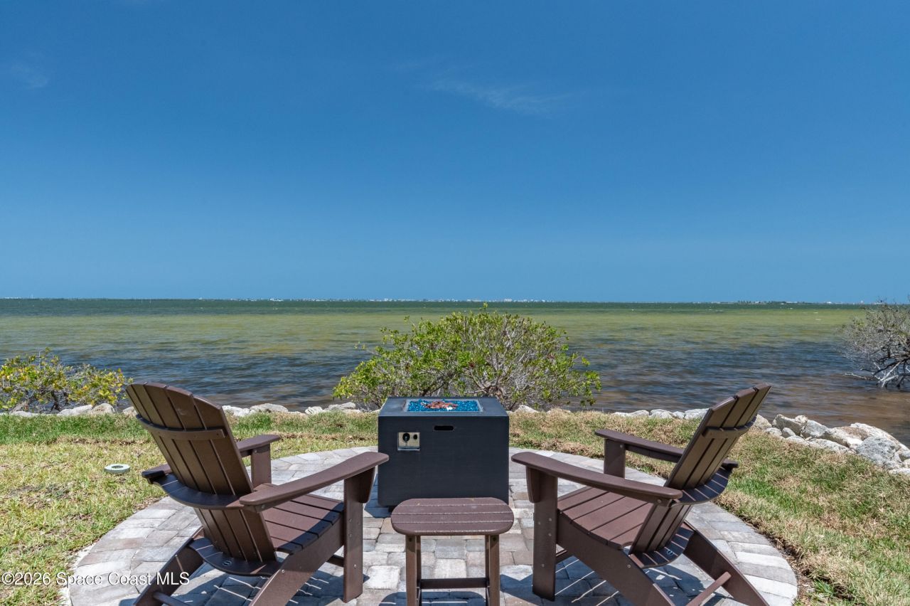 4070 S Tropical Trail, Merritt Island, FL 32952 Photo