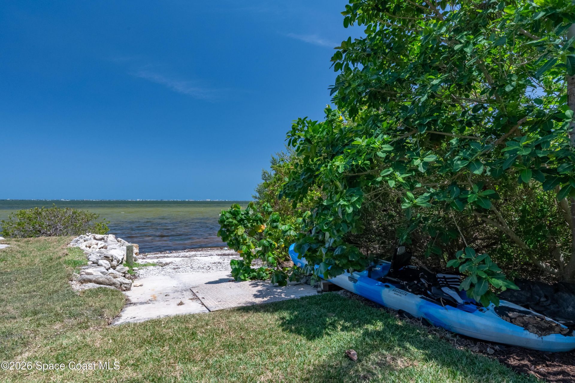 4070 S Tropical Trail, Merritt Island, FL 32952 Photo