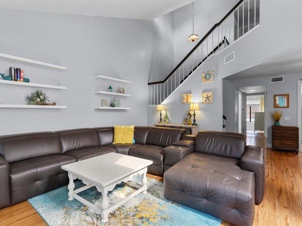 8520 Lake Knoll, Unit C, Garden Grove, CA 92844