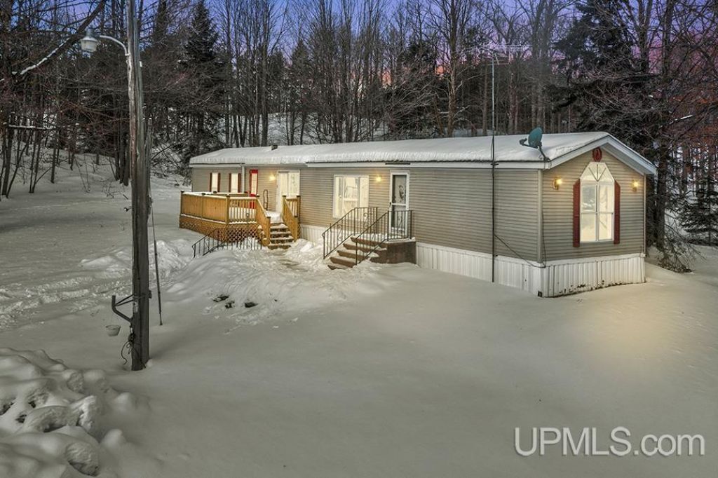 N16246 Co 557 Road, Harris Twp, MI 49896 Main Photo