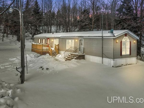 N16246 Co 557 Road, Harris Twp, MI 49896