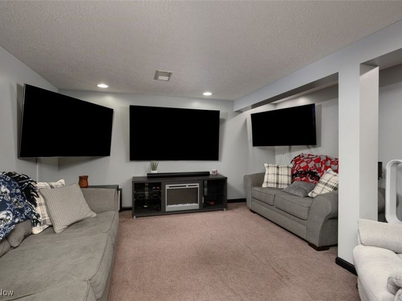 506 Werstler Avenue NW, North Canton, OH 44720 Photo 18