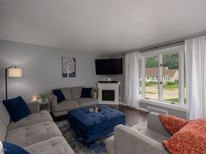 506 Werstler Avenue NW, North Canton, OH 44720 Photo 3