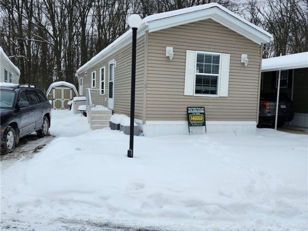 101 Irma Lane, Unit 101, Olmsted Falls, OH 44138