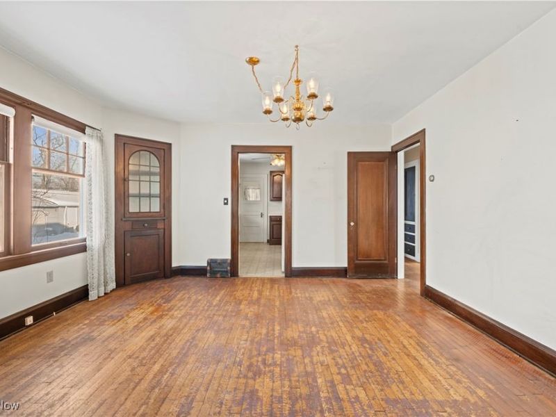 6693 Parma Park Boulevard, Parma Heights, OH 44130 Photo 11