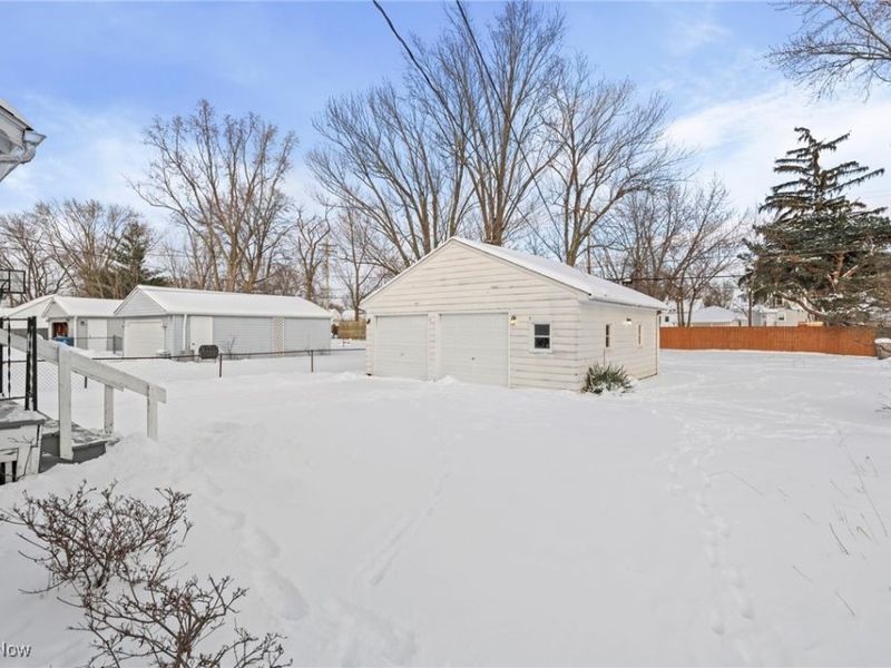 6693 Parma Park Boulevard, Parma Heights, OH 44130 Photo 32