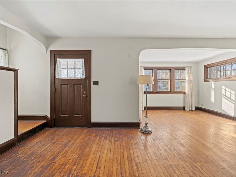 6693 Parma Park Boulevard, Parma Heights, OH 44130 Photo 5