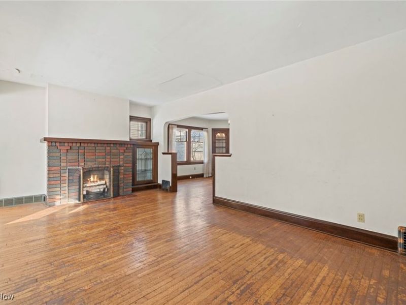 6693 Parma Park Boulevard, Parma Heights, OH 44130 Photo 6