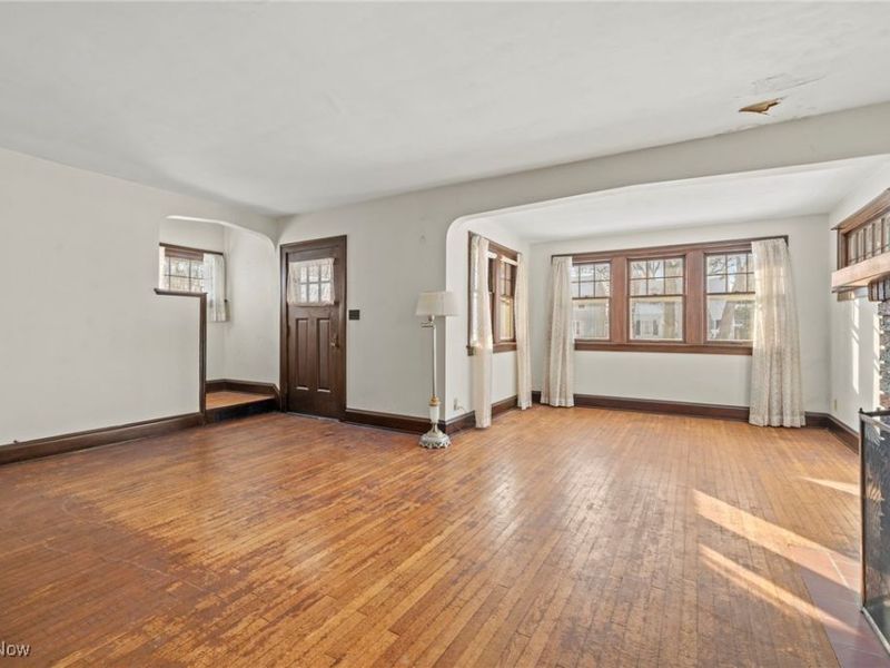 6693 Parma Park Boulevard, Parma Heights, OH 44130 Photo 8