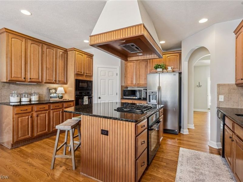 210 Lookout Point, Aurora, OH 44202 Photo 14