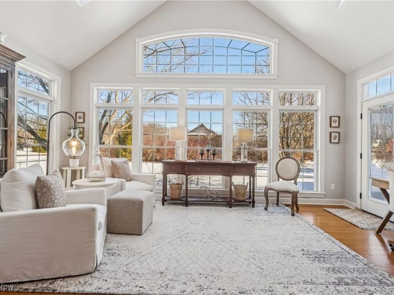 210 Lookout Point, Aurora, OH 44202 Photo 5