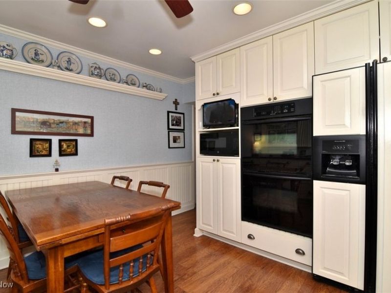 2315 Lalemant Road, University Heights, OH 44118 Photo 12