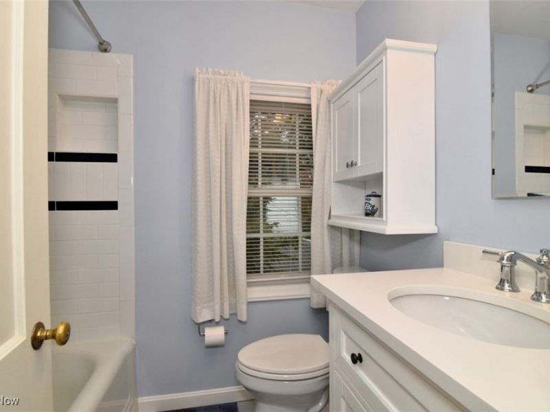 2315 Lalemant Road, University Heights, OH 44118 Photo 18