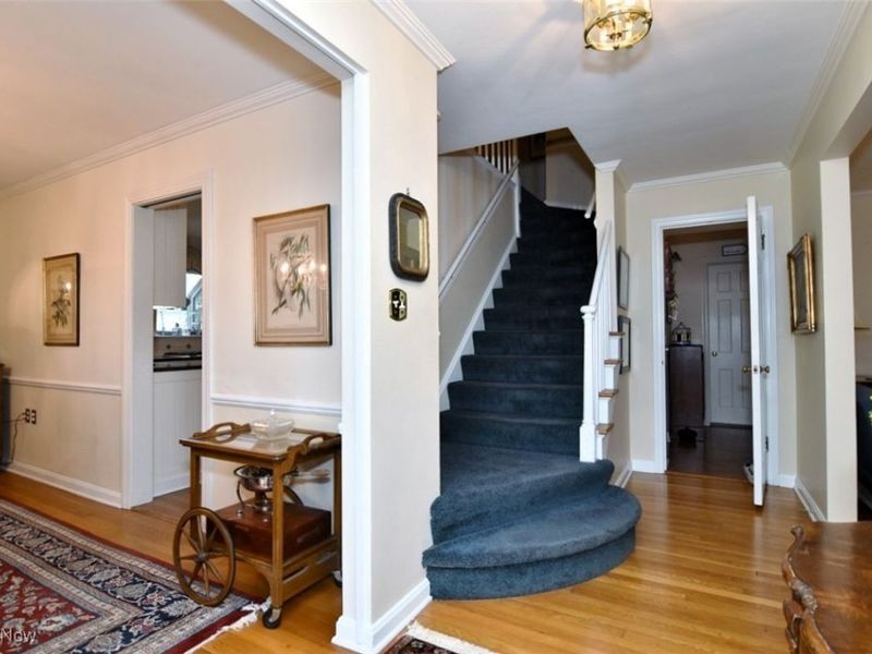 2315 Lalemant Road, University Heights, OH 44118 Photo 3