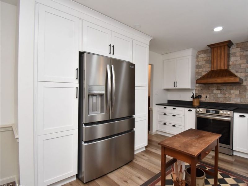 7058 Pine Grove Drive, Hubbard, OH 44425 Photo 20