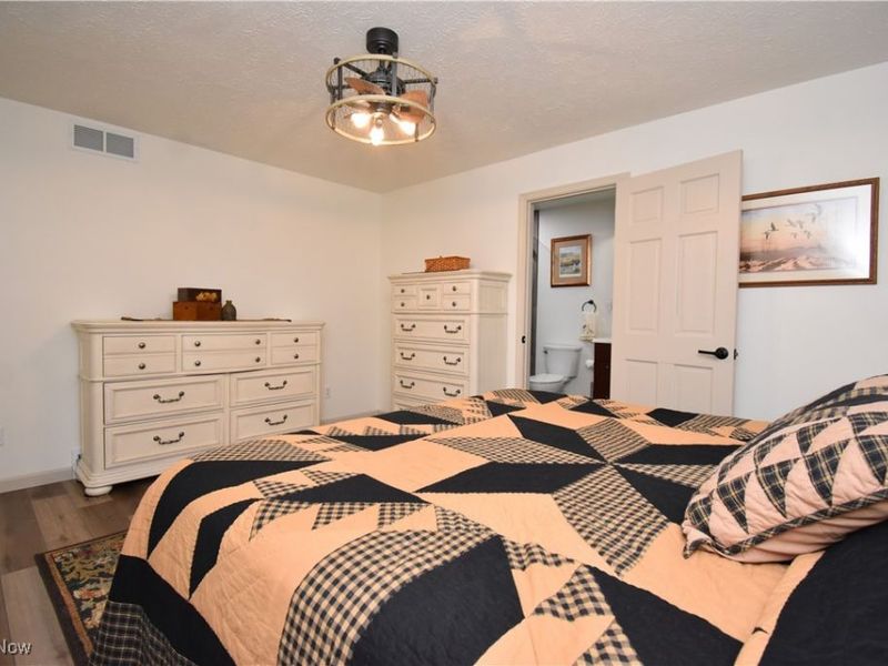 7058 Pine Grove Drive, Hubbard, OH 44425 Photo 29