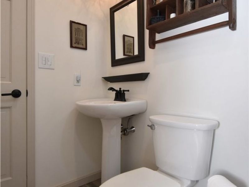 7058 Pine Grove Drive, Hubbard, OH 44425 Photo 40