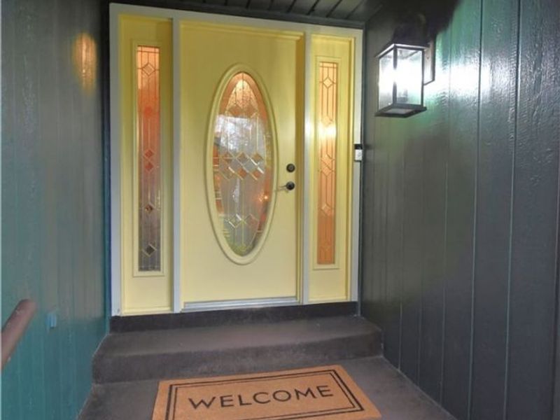 7058 Pine Grove Drive, Hubbard, OH 44425 Photo 6