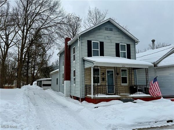 424 S Sycamore Street, Ravenna, OH 44266