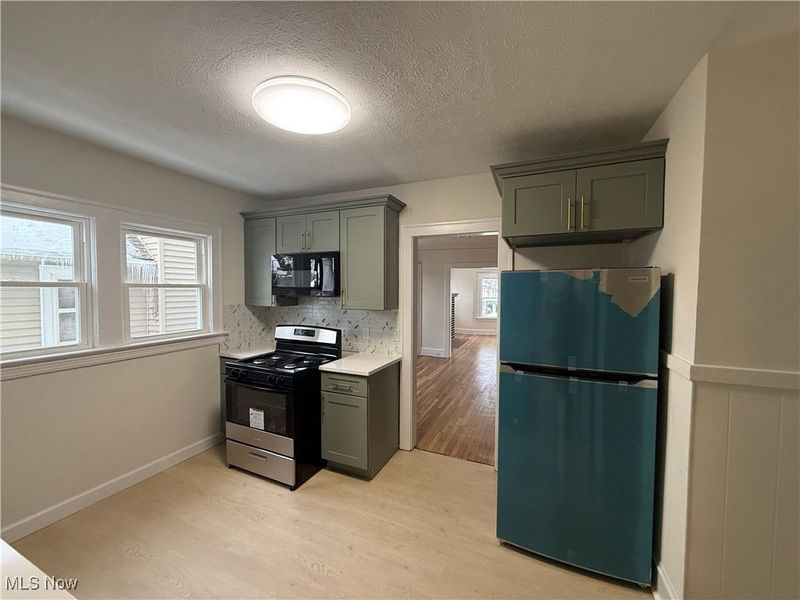 1278 W 102nd Street, Cleveland, OH 44102 Photo 8