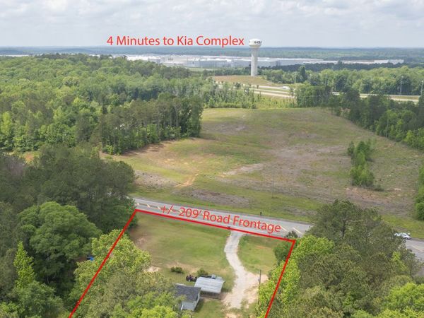 574 Warner Road, West Point, GA 31833