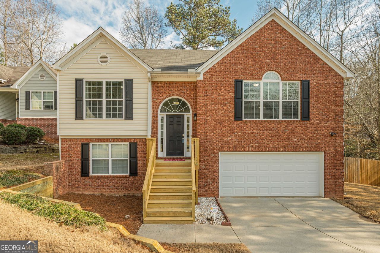2140 Mina Lane Drive, Buford, GA 30518 Main Photo